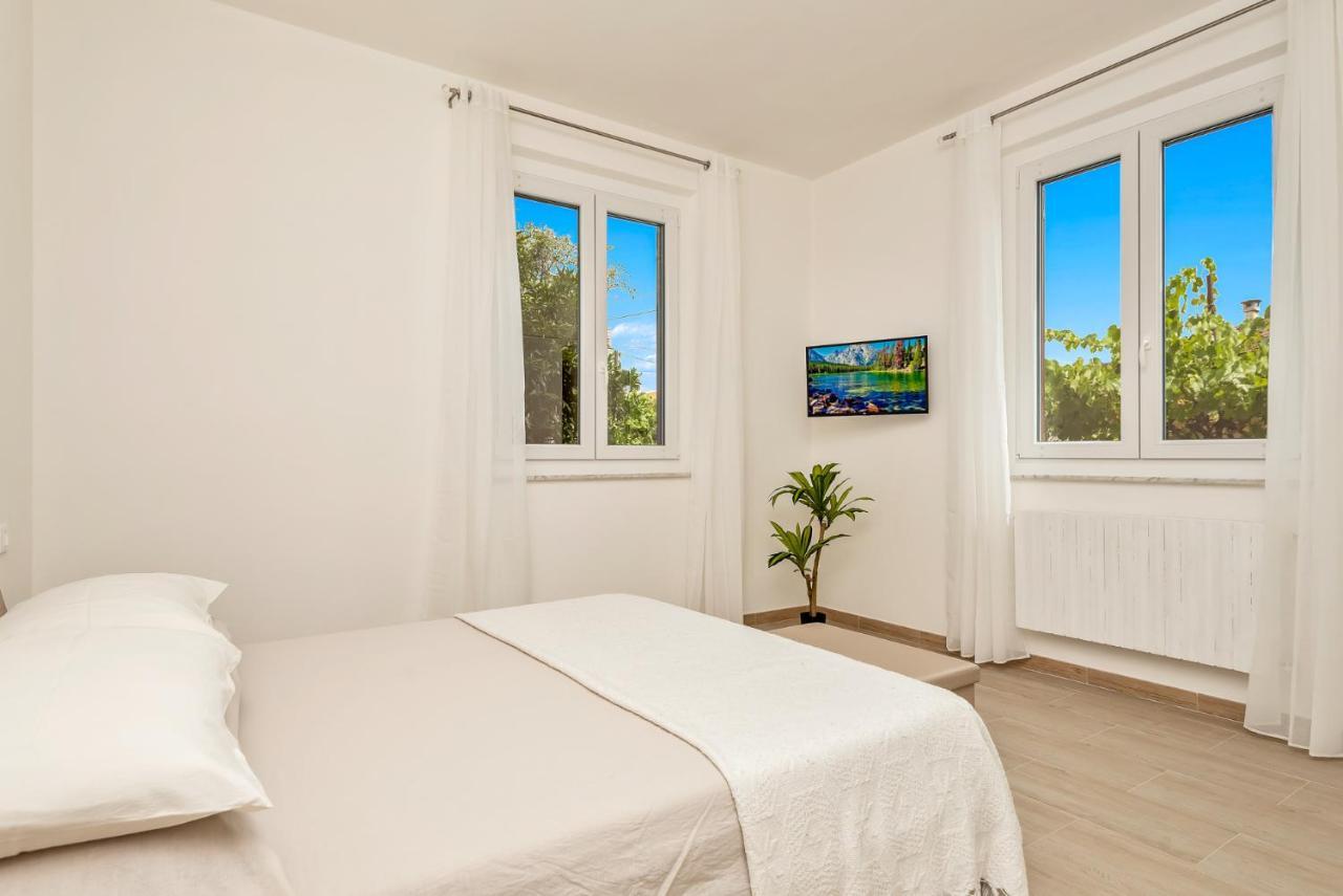 La Spezia - New Home With Netflix & Free Parking Exterior foto